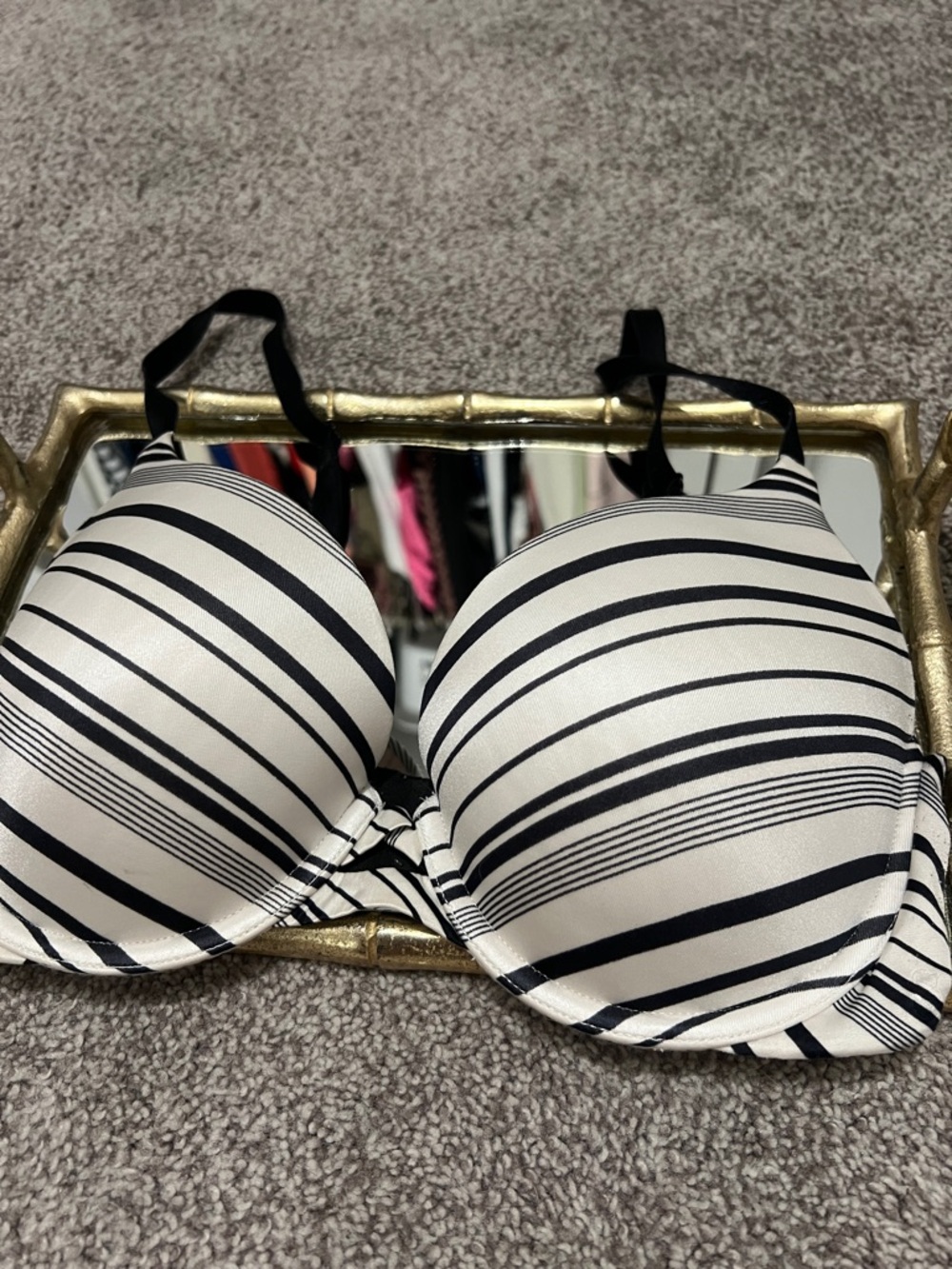 Victorias Secret Striped Black & White padded perfect coverage Push-Up Bra